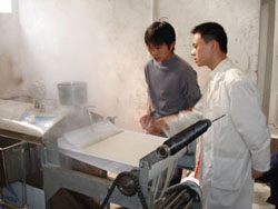 了解河粉的出粉效果.jpg 了解河粉的出粉效果.jpg